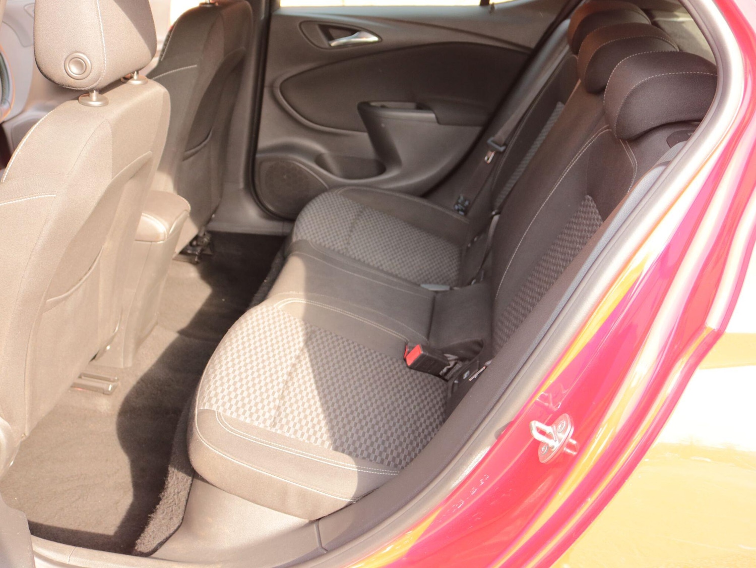 Used Vauxhall Astra for sale - 77977701: Photo 23