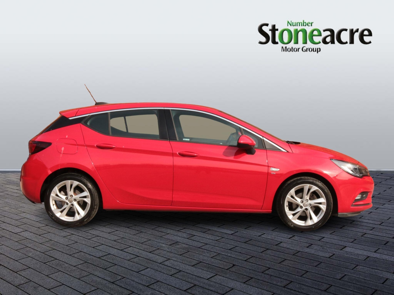 Used Vauxhall Astra for sale - 77977701: Photo 4