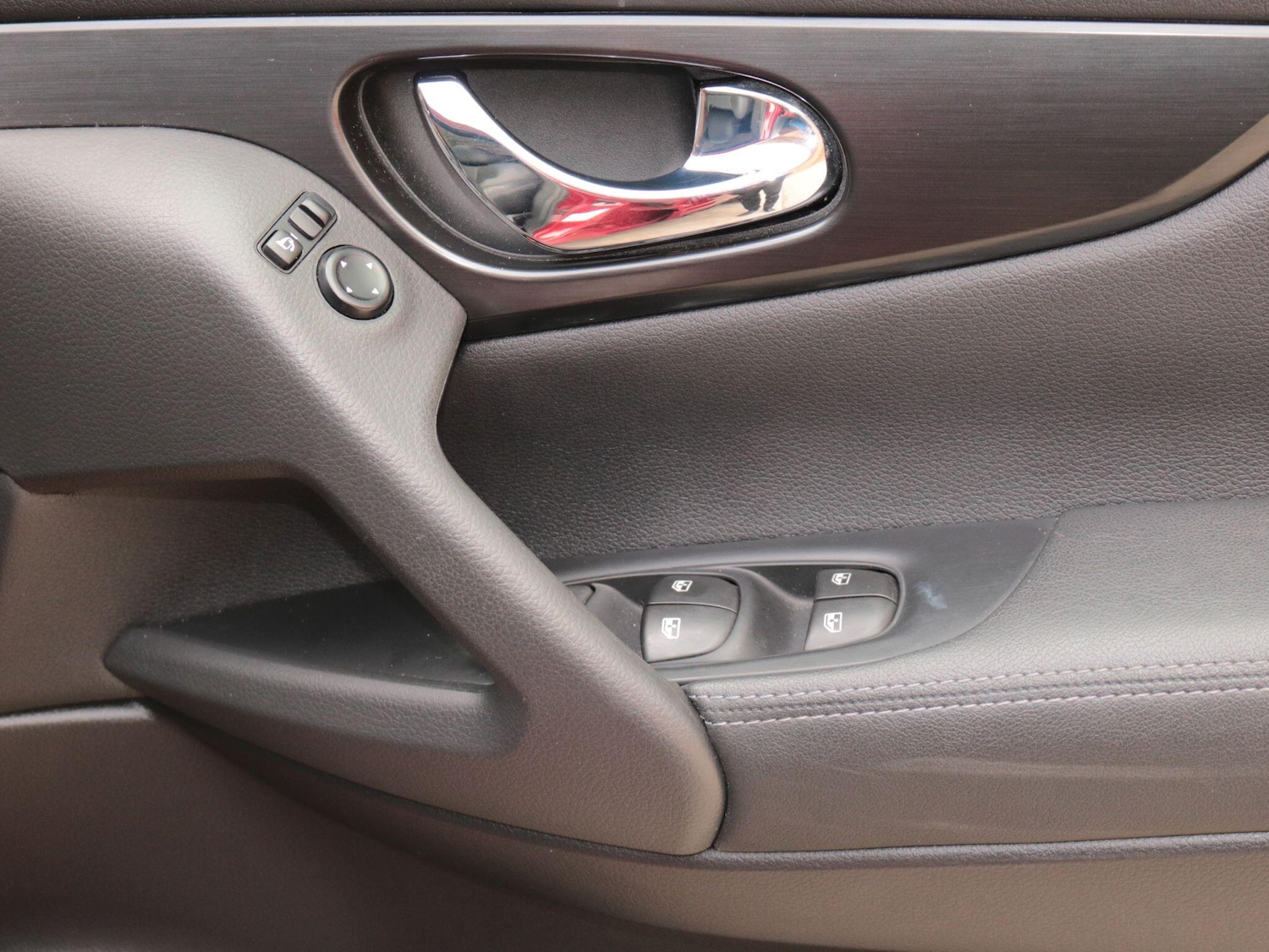 Used Nissan Qashqai for sale - 77824079: Photo 28