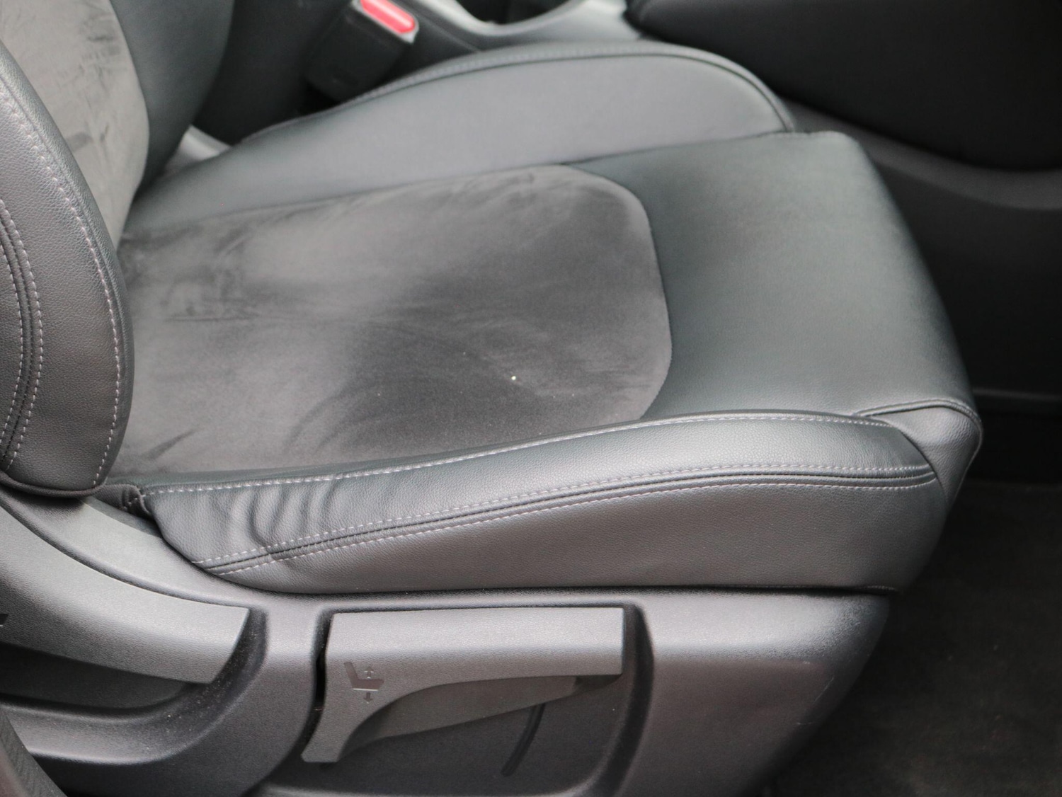 Used Nissan Qashqai for sale - 77824079: Photo 29