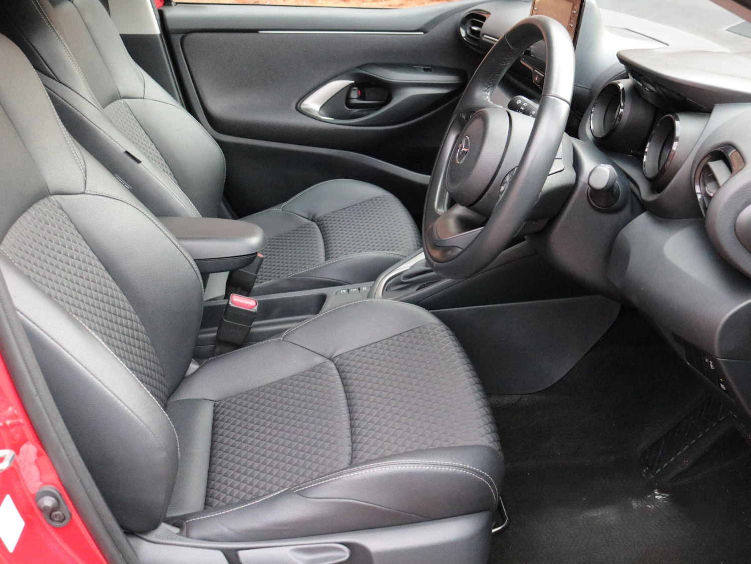 Used Mazda Mazda2 HYBRID 2023 for sale - 77162854: Photo 13