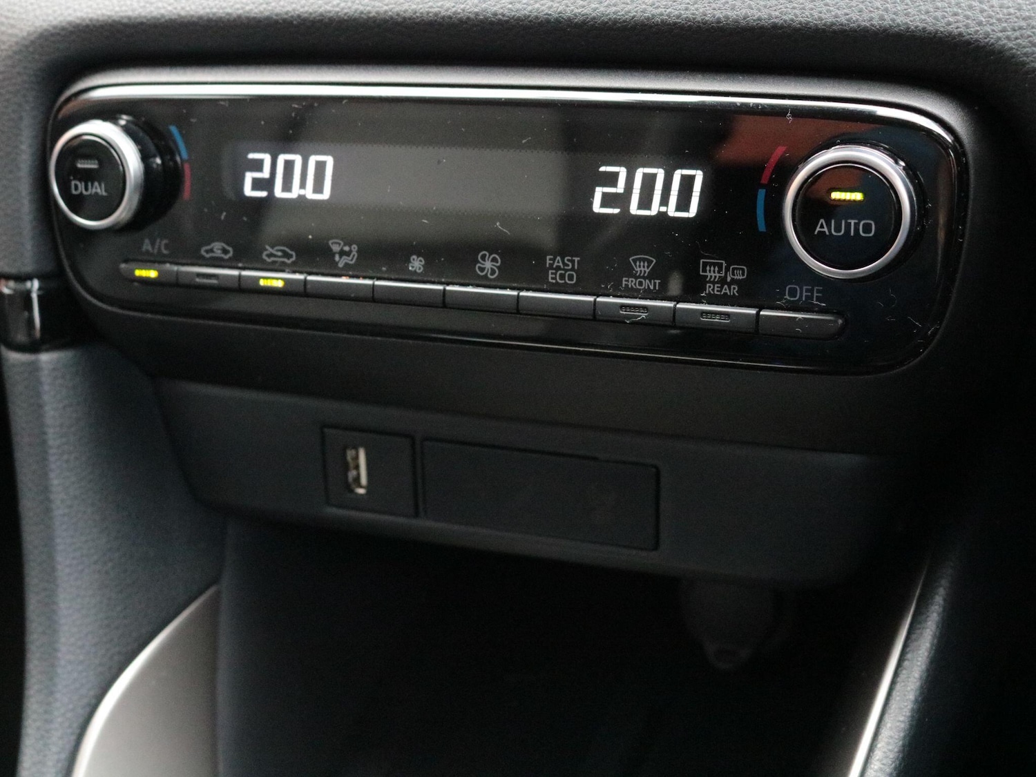 Used Mazda Mazda2 HYBRID 2023 for sale - 77162854: Photo 21