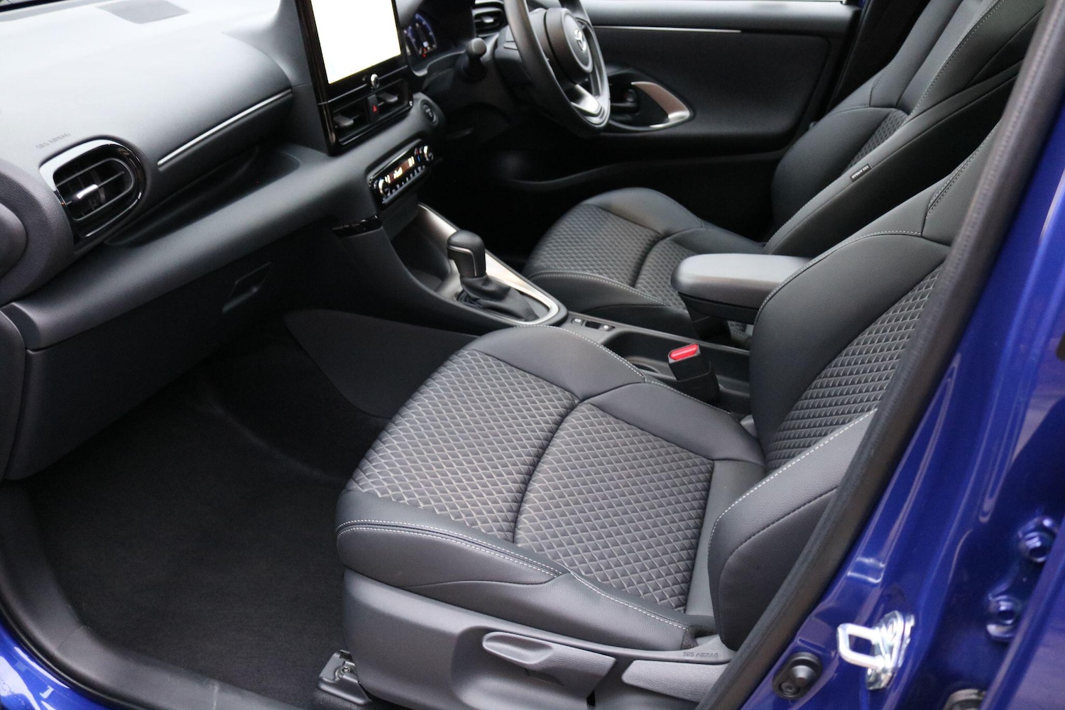 Used Mazda Mazda2 HYBRID 2025 for sale - 77066396: Photo 15