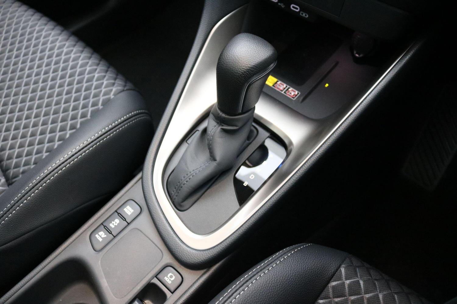 Used Mazda Mazda2 HYBRID 2025 for sale - 77066396: Photo 21