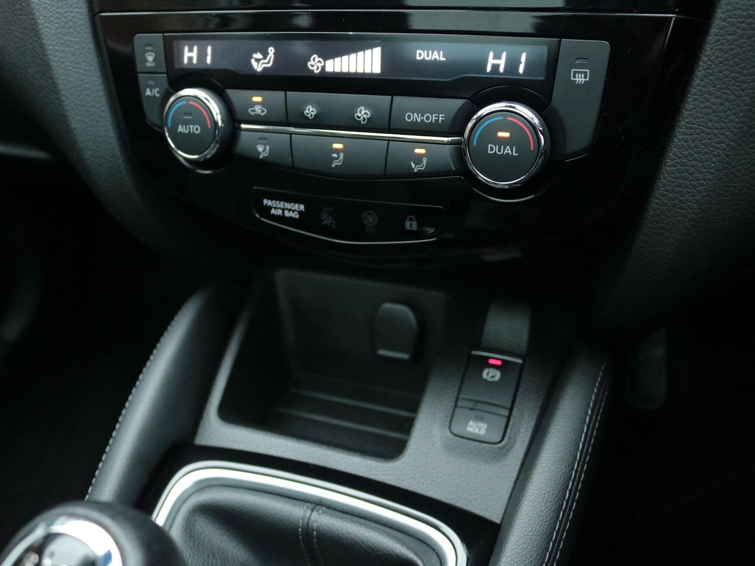 Used Nissan Qashqai 2018 for sale - 77598205: Photo 21