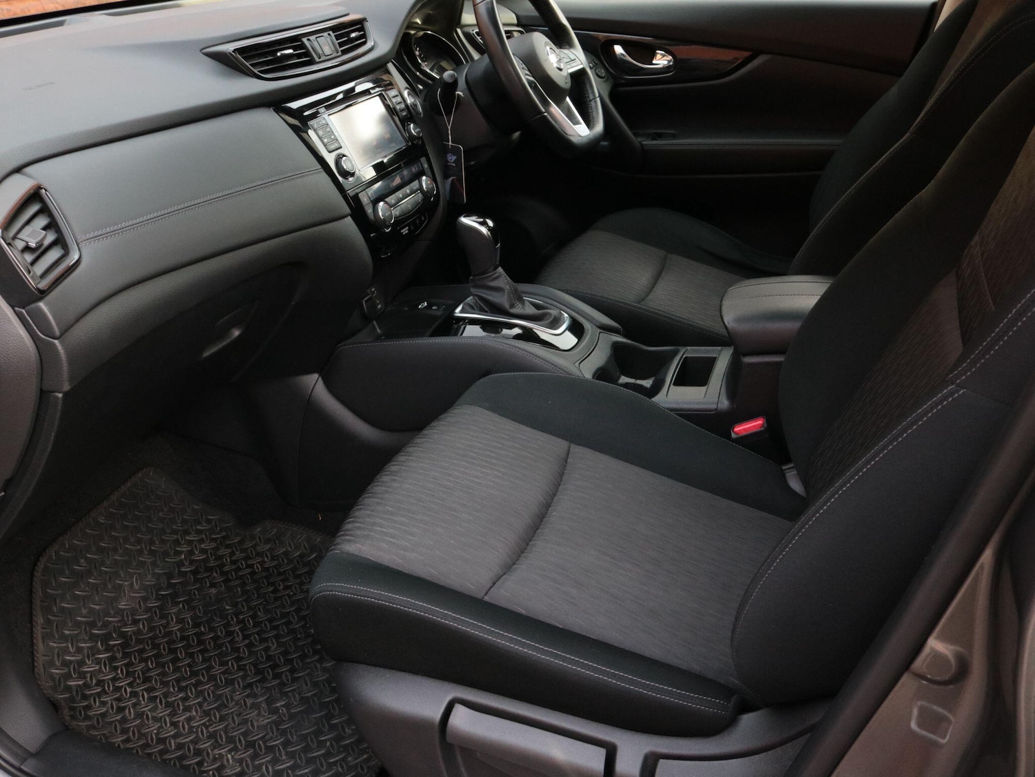 Used Nissan X-Trail 2021 for sale - 76849615: Photo 16