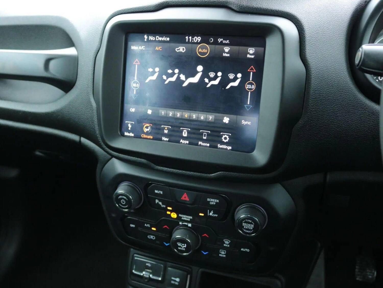 Used Jeep Renegade 2019 for sale - 78157186: Photo 17