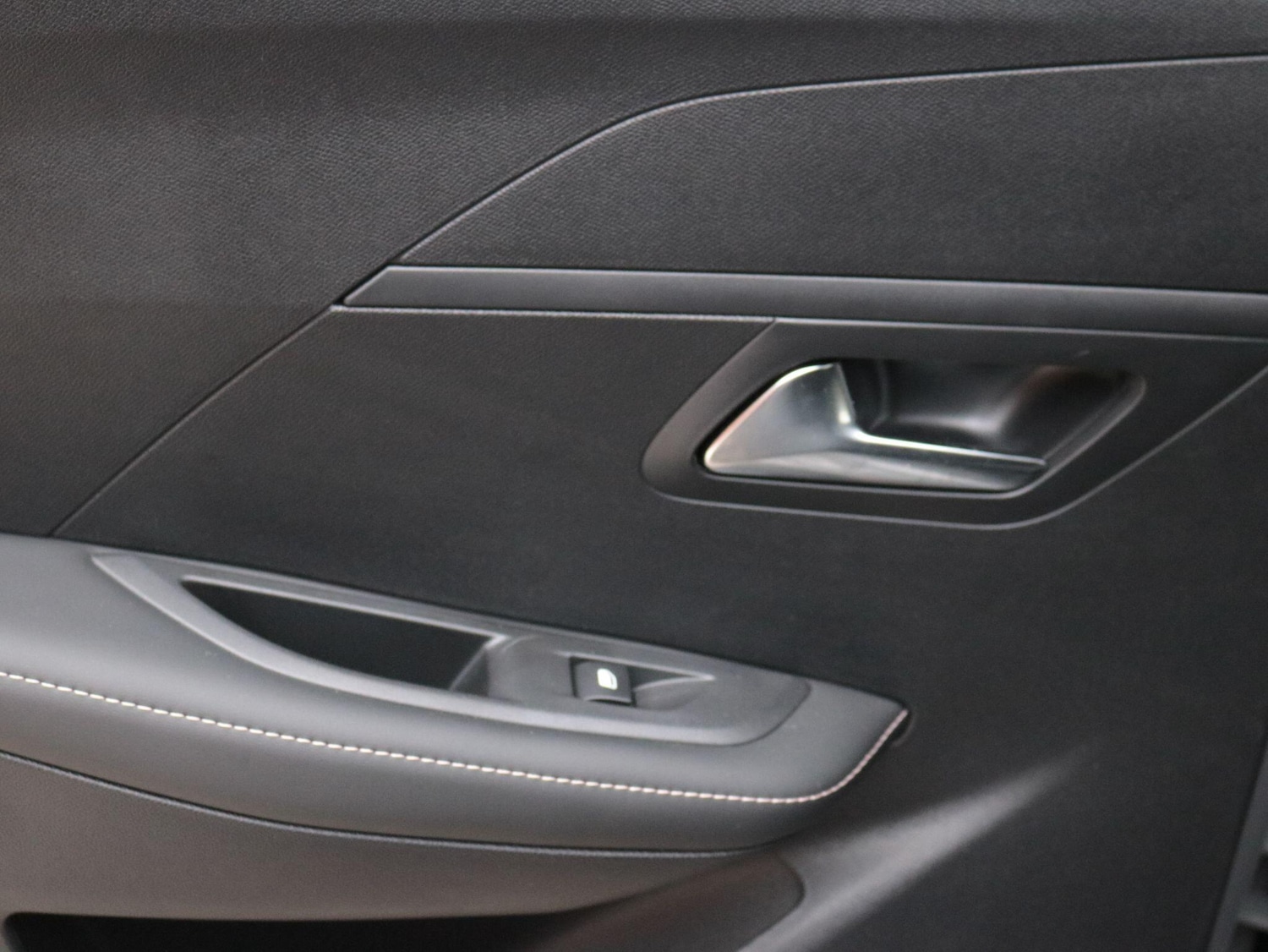 Used Peugeot 208 2025 for sale - 78058610: Photo 25