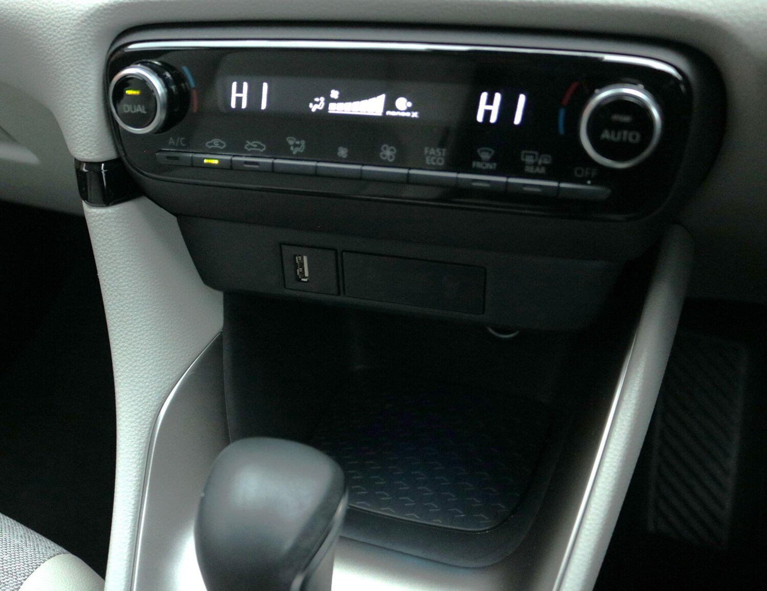 Used Toyota Yaris 2022 for sale - 77710482: Photo 16