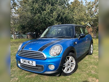 Used MINI Hatch 2011 for sale - 76060191: Photo