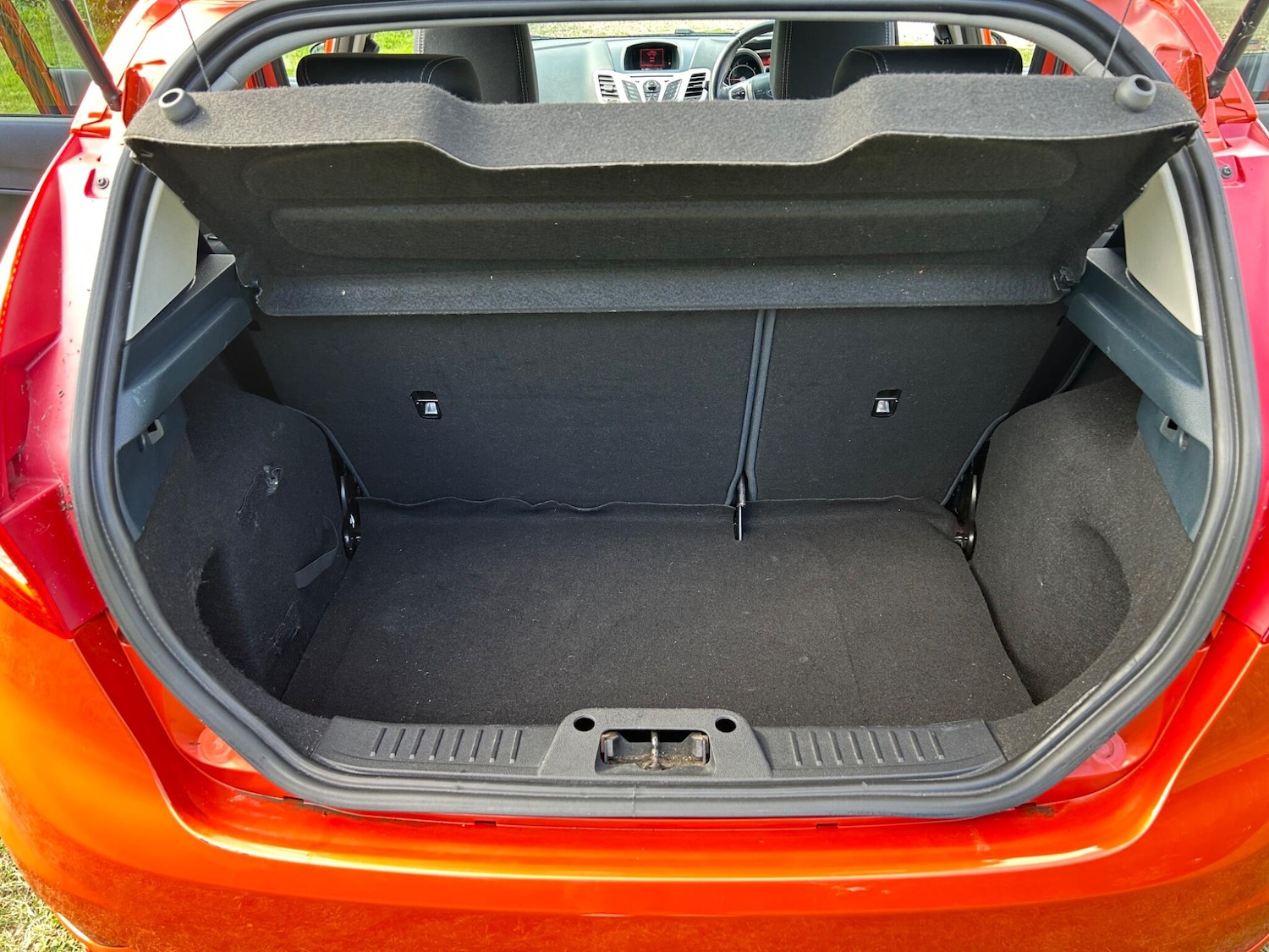 Vehicle 33