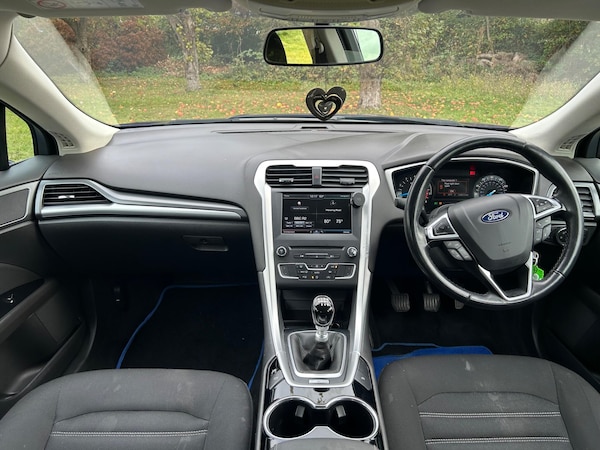 Used Ford Mondeo 2015 for sale - 76260504: Photo 15