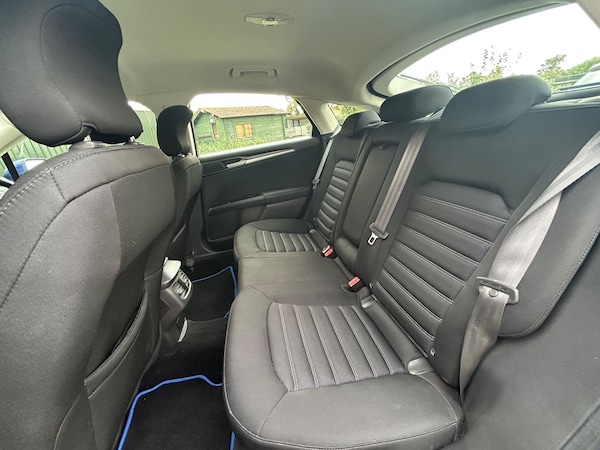 Used Ford Mondeo 2015 for sale - 76260504: Photo 19