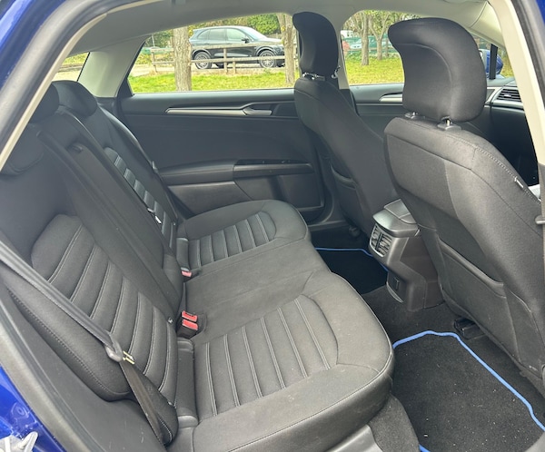 Used Ford Mondeo 2015 for sale - 76260504: Photo 21