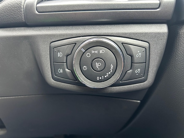Used Ford Mondeo 2015 for sale - 76260504: Photo 23