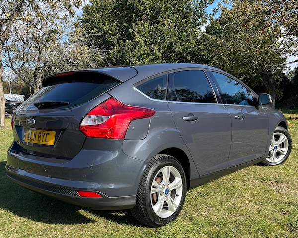 Used Ford Focus 2011 for sale - 76227789: Photo 13