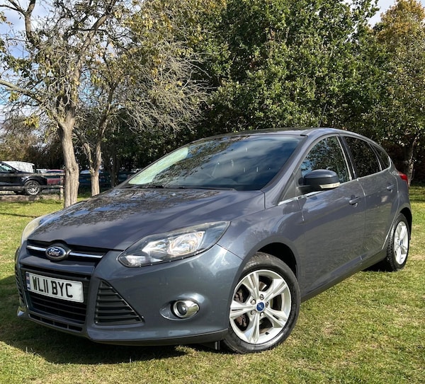 Used Ford Focus 2011 for sale - 76227789: Photo 3