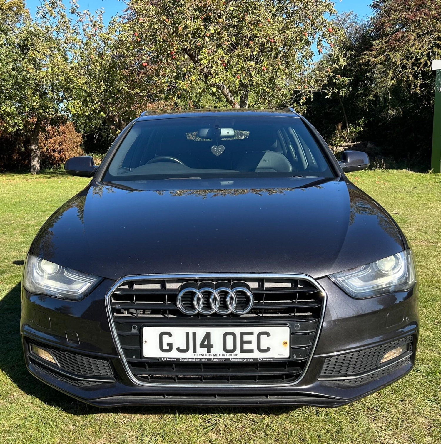Used Audi A4 Avant 2014 for sale - 76188619: Photo 2