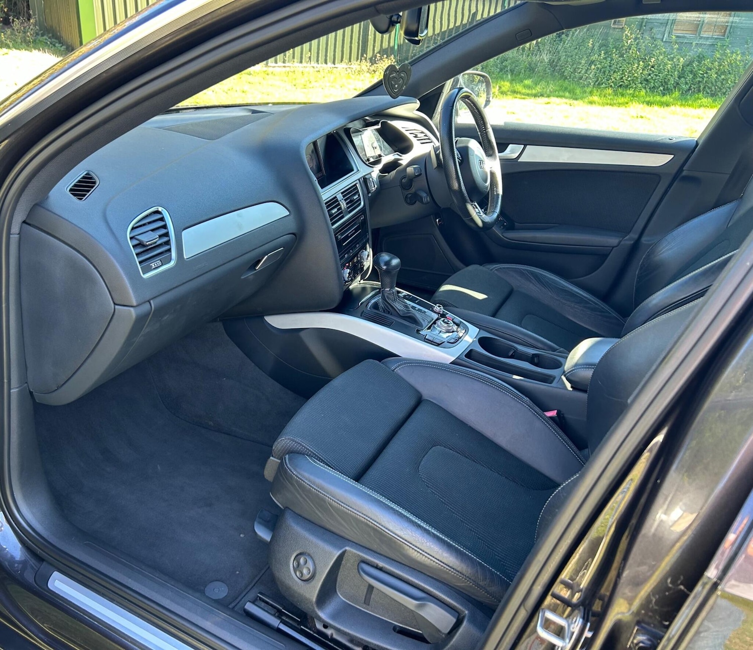 Used Audi A4 Avant 2014 for sale - 76188619: Photo 38