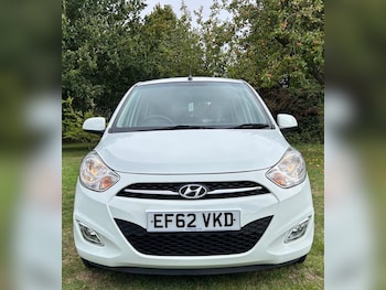 Used Hyundai i10 2013 for sale - 75916311: Photo