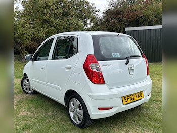 Used Hyundai i10 2013 for sale - 75916311: Photo