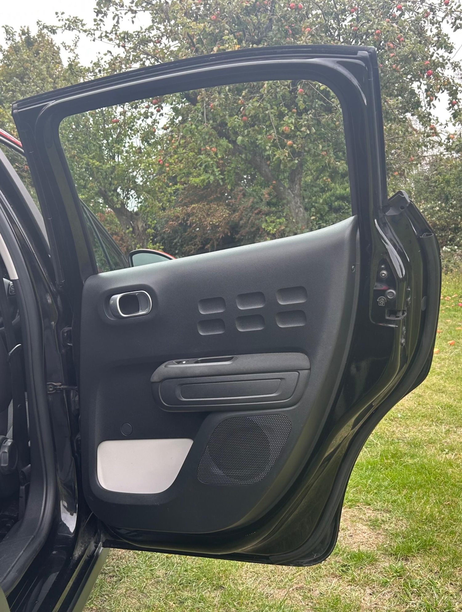 Vehicle 28