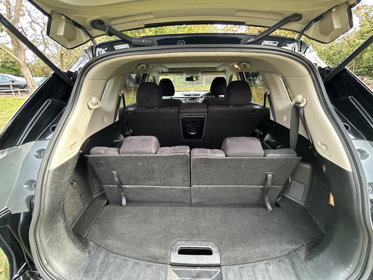Used Nissan X-Trail 2015 for sale - 76283610: Photo 34