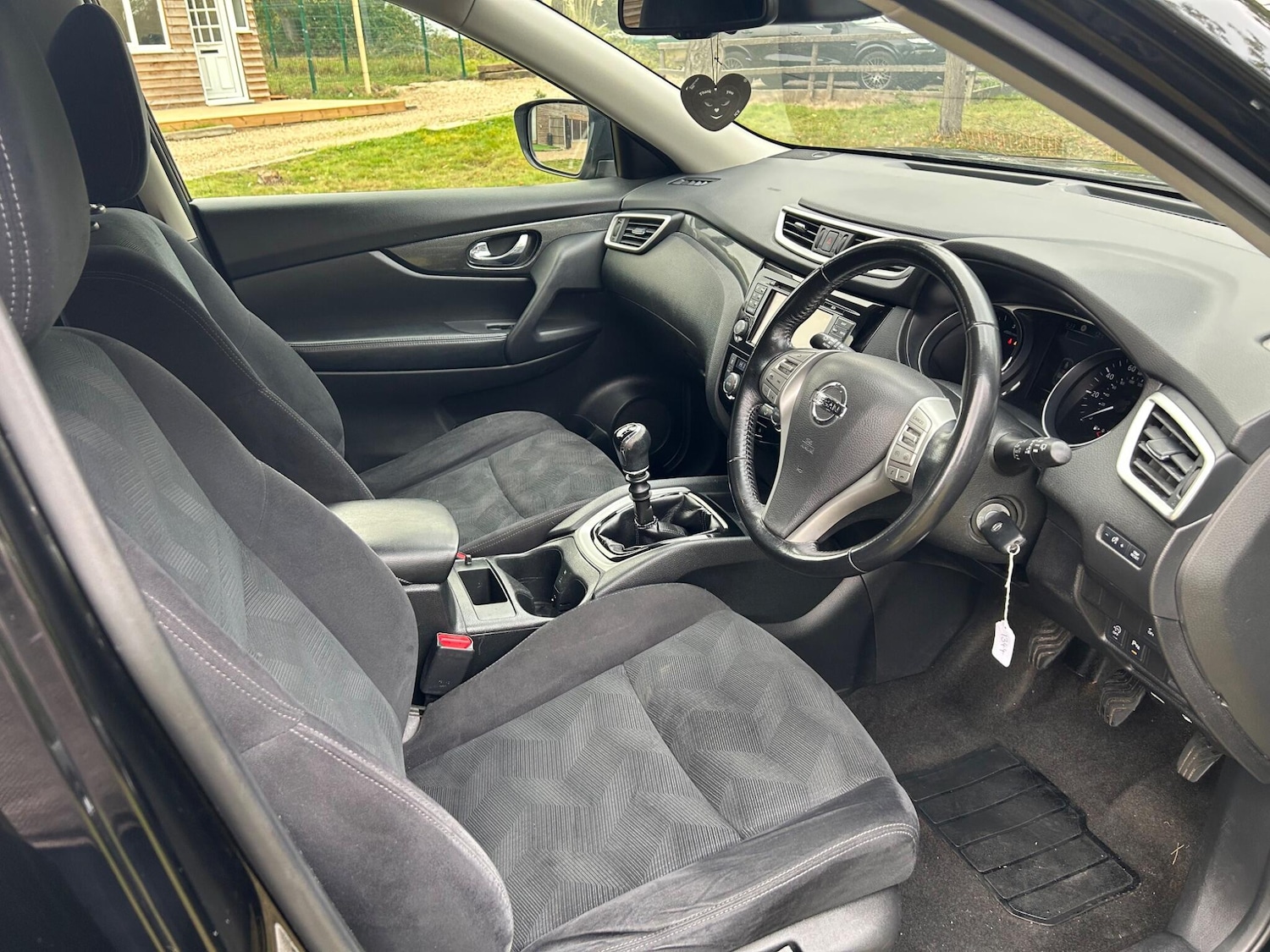 Used Nissan X-Trail 2015 for sale - 76283610: Photo 41