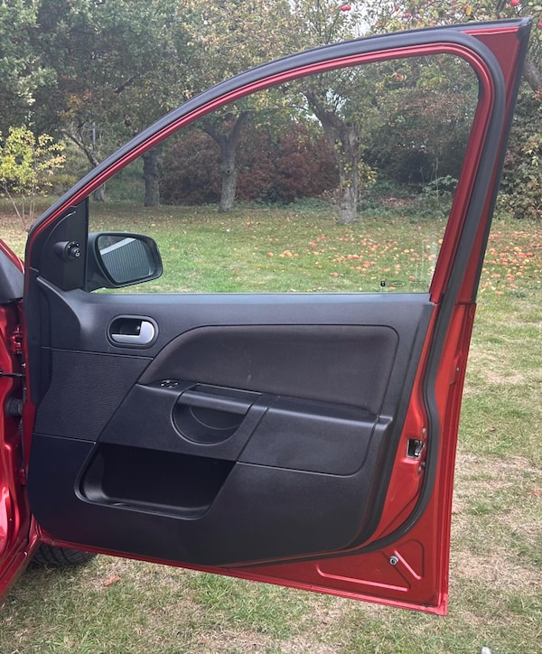 Used Ford Fiesta 2007 for sale - 76315001: Photo 19