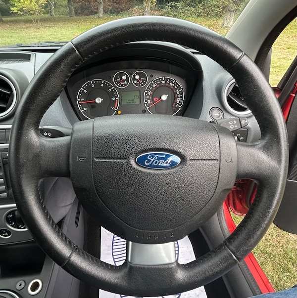Used Ford Fiesta 2007 for sale - 76315001: Photo 31