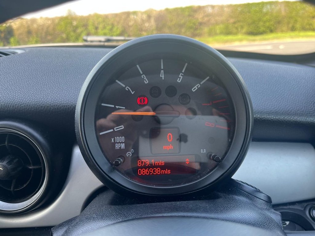 Used MINI Roadster 2014 for sale - 78167644: Photo 24