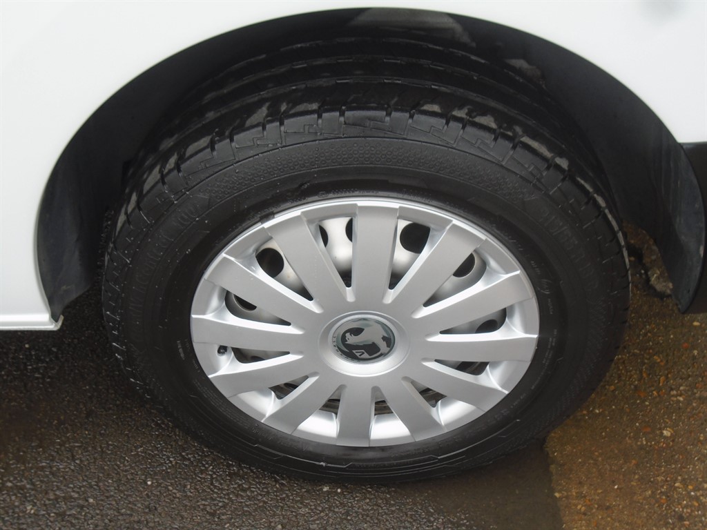 Used Vauxhall Vivaro 2023 for sale - 77964939: Photo 12