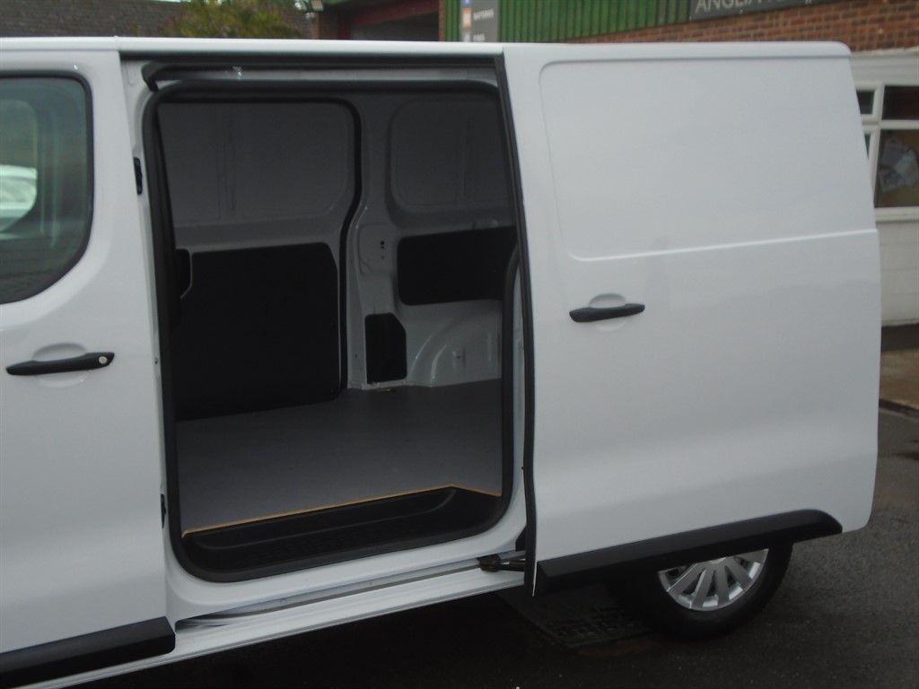 Used Vauxhall Vivaro 2023 for sale - 77964939: Photo 22