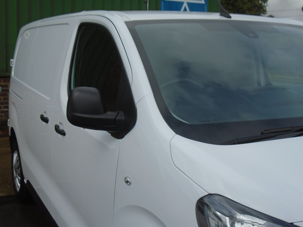 Used Vauxhall Vivaro 2023 for sale - 77964939: Photo 9