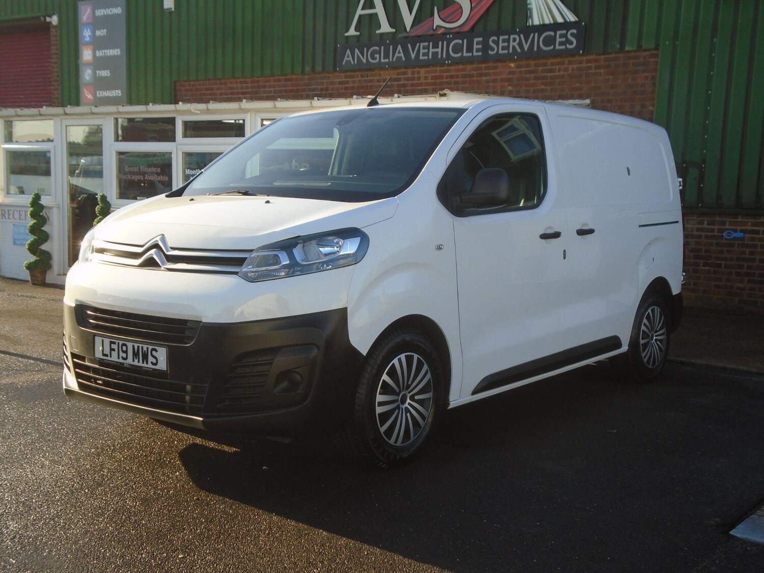Used Citroen Dispatch 2019 for sale - 77884896: Photo 56