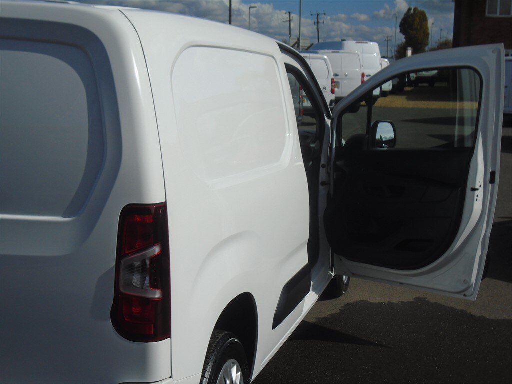 Used Vauxhall Combo 2020 for sale - 77964974: Photo 25