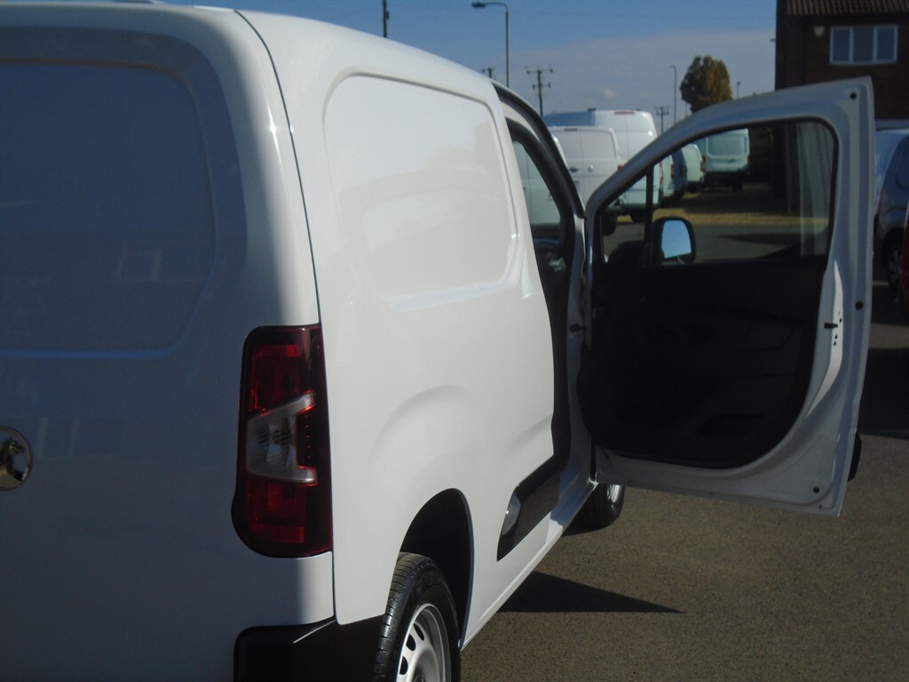Used Vauxhall Combo 2024 for sale - 77964963: Photo 24