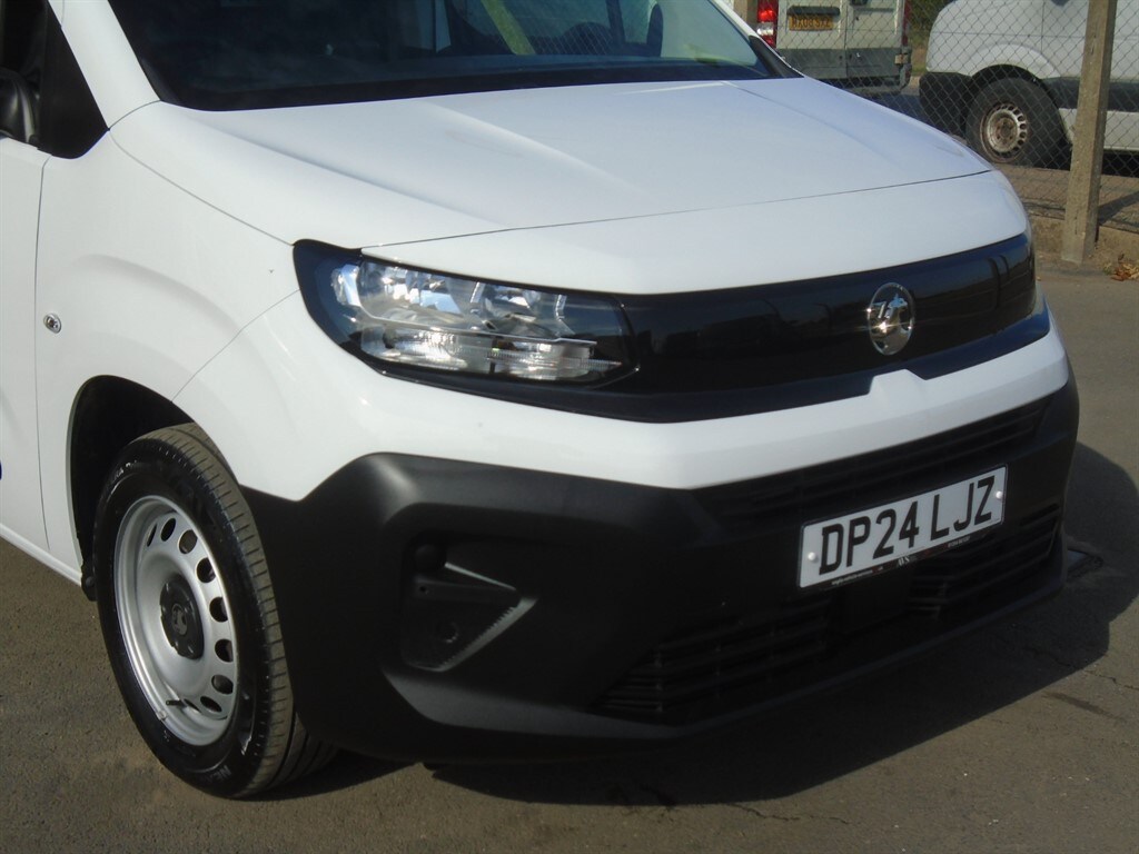 Used Vauxhall Combo 2024 for sale - 77964963: Photo 6