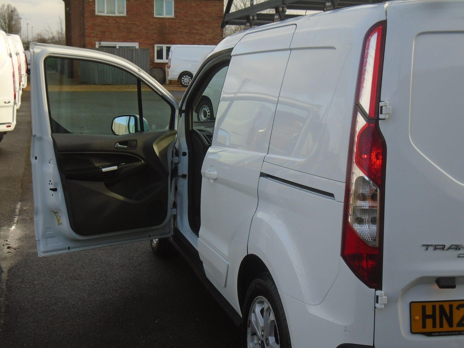 Used Ford Transit Connect 2020 for sale - 77884894: Photo 23