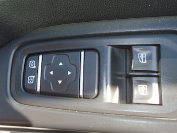Used Renault Trafic 2023 for sale - 79504655: Photo