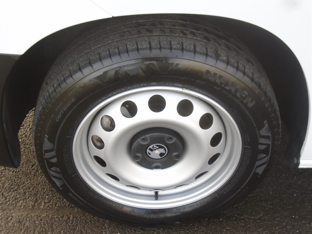 Used Vauxhall Combo 2024 for sale - 77964966: Photo 9