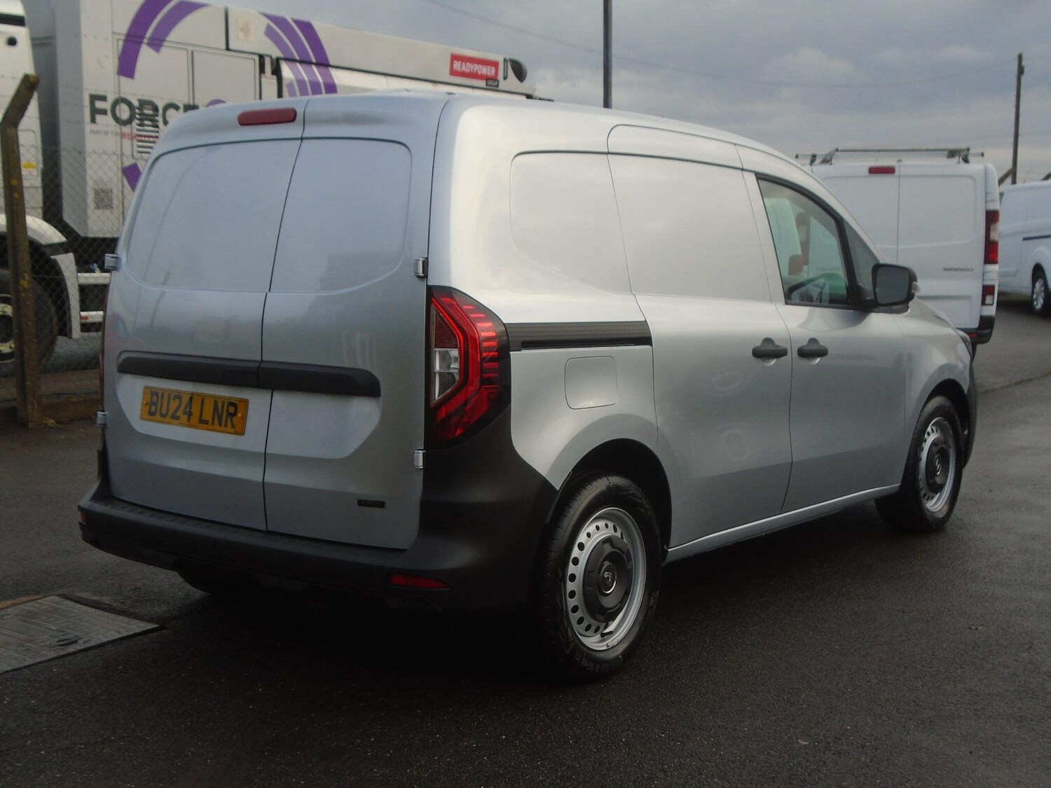 Used Renault Kangoo 2024 for sale - 77884892: Photo 22