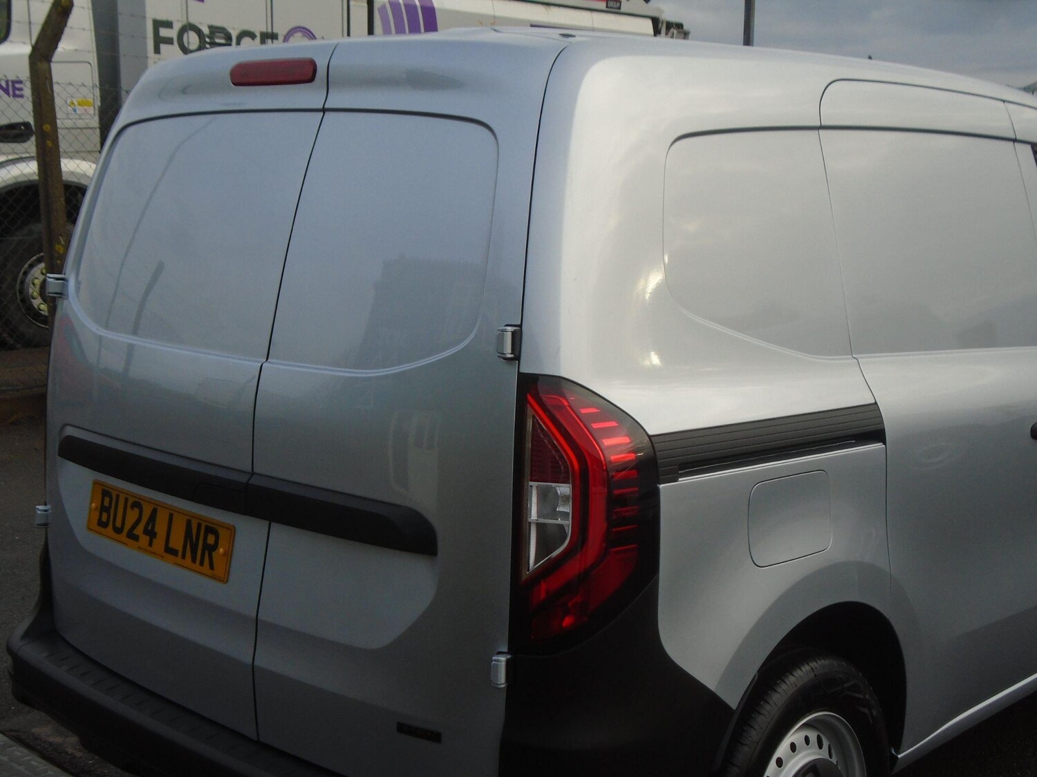 Used Renault Kangoo 2024 for sale - 77884892: Photo 27