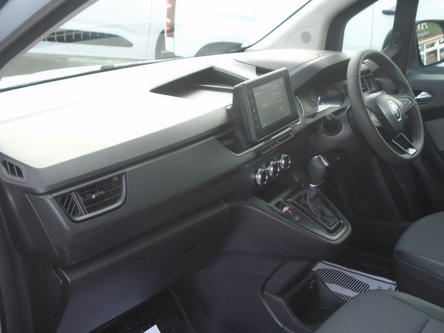 Used Renault Kangoo 2024 for sale - 77884892: Photo 41