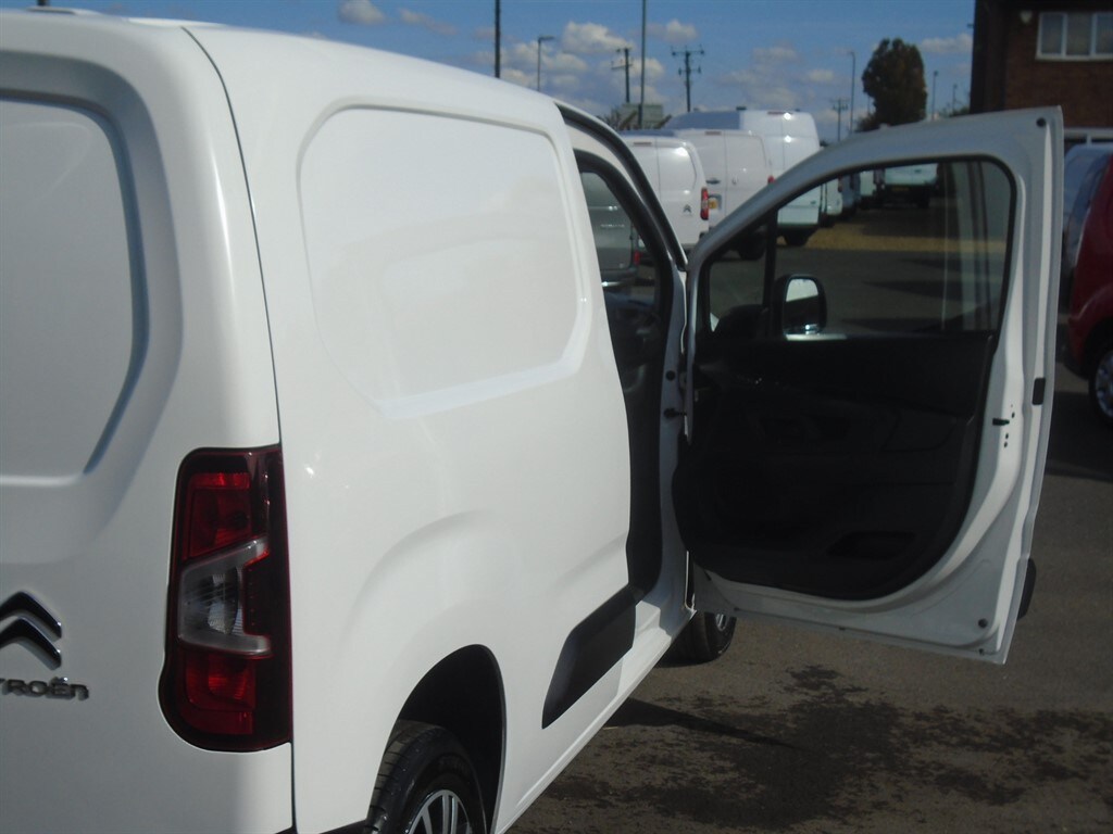 Used Citroen Berlingo 2020 for sale - 77964943: Photo 21