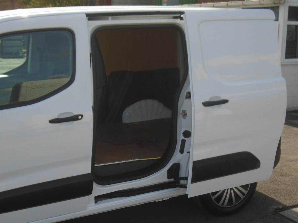 Used Citroen Berlingo 2020 for sale - 77964943: Photo 22