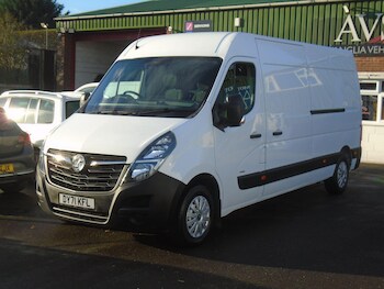 Vauxhall Movano feature image