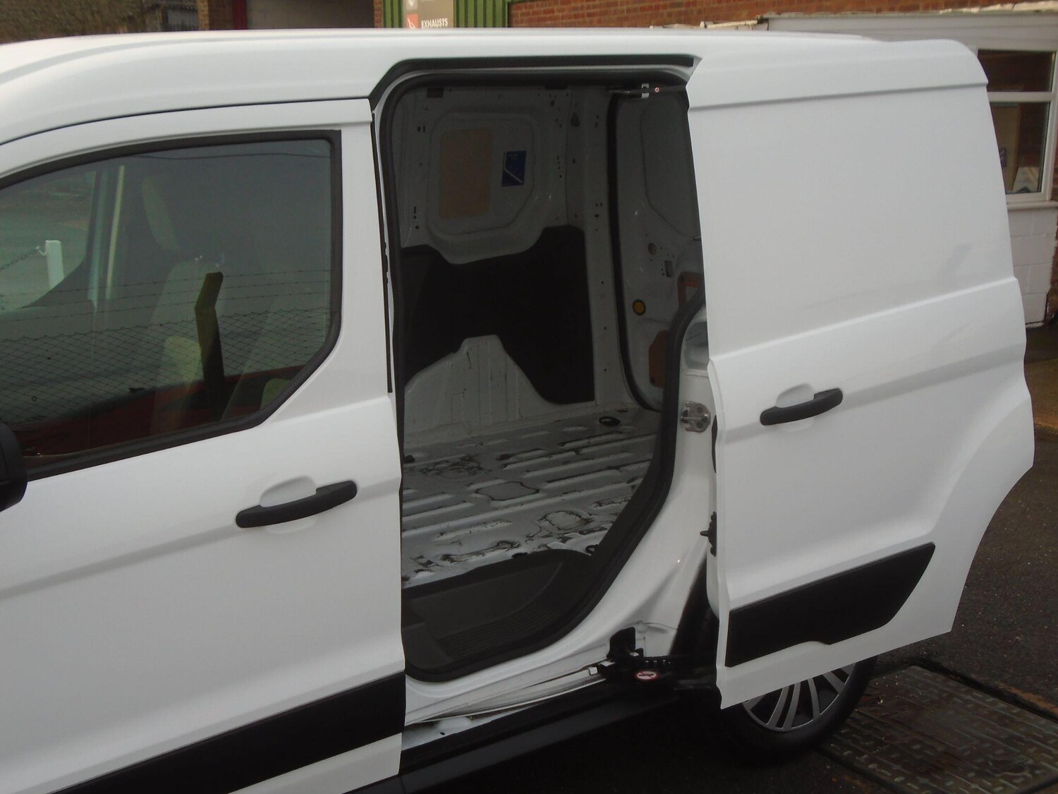 Used Ford Transit Connect 2020 for sale - 77884897: Photo 24