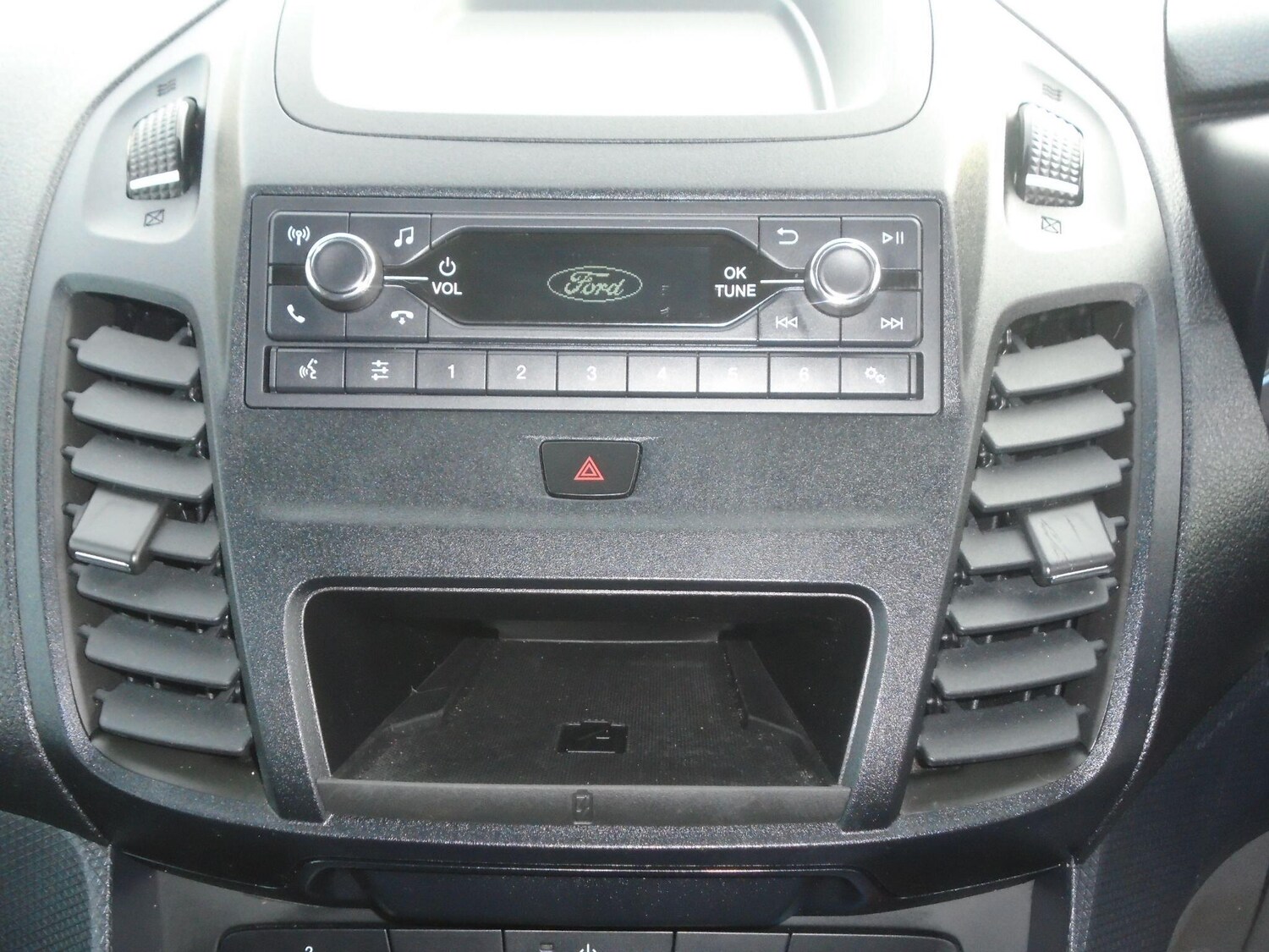 Used Ford Transit Connect 2020 for sale - 77884897: Photo 29