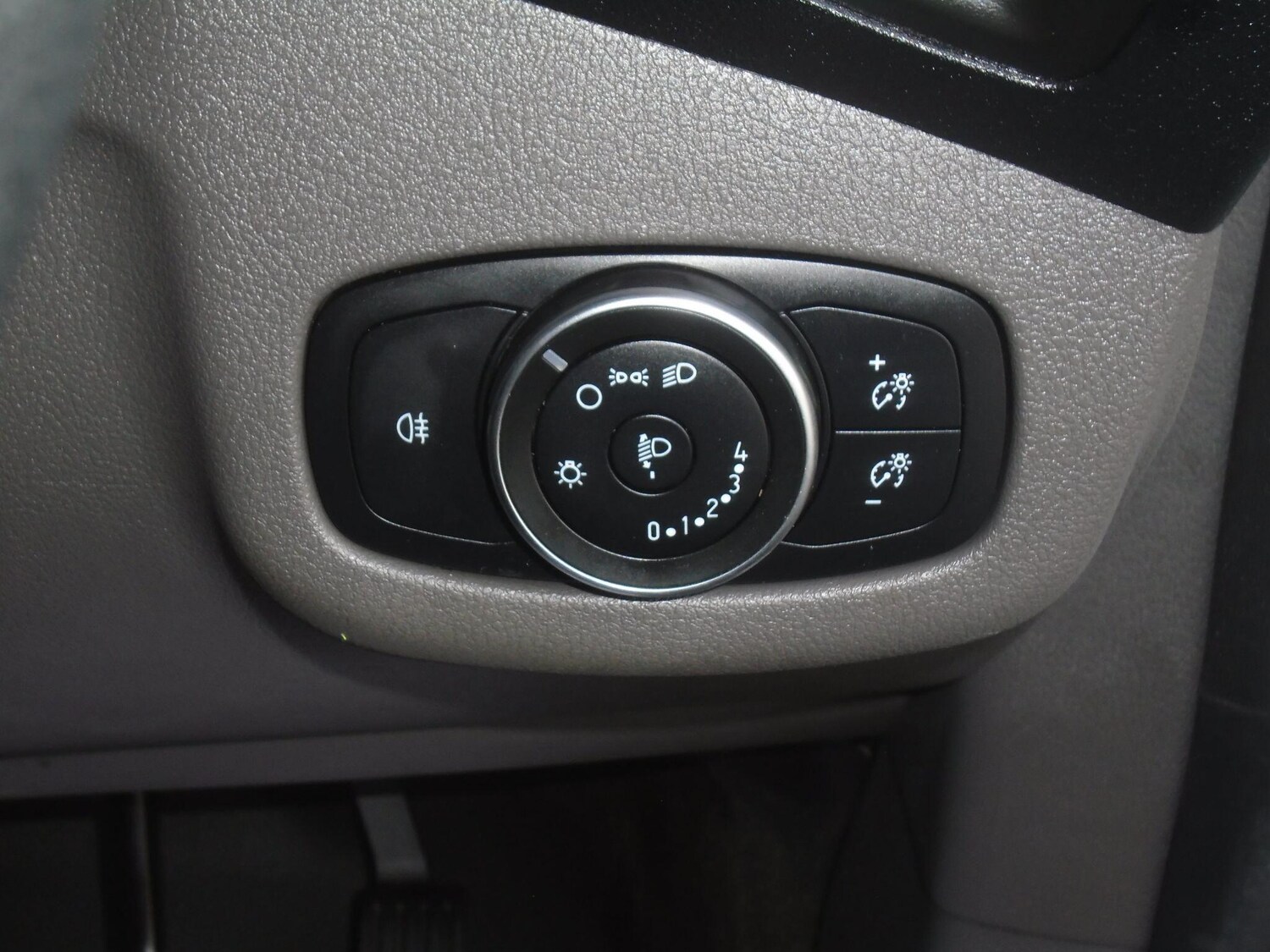 Used Ford Transit Connect 2020 for sale - 77884897: Photo 36